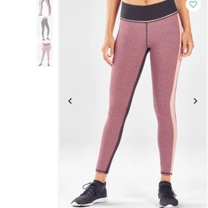 Fabletics Mid-Rise Heathered 7/8 length Size XL